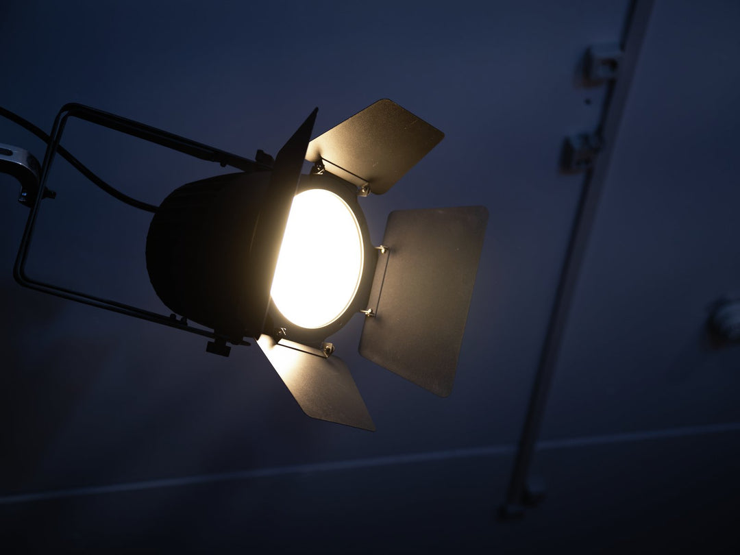 Eurolite LED Projecteur Théâtre COB 200 WW