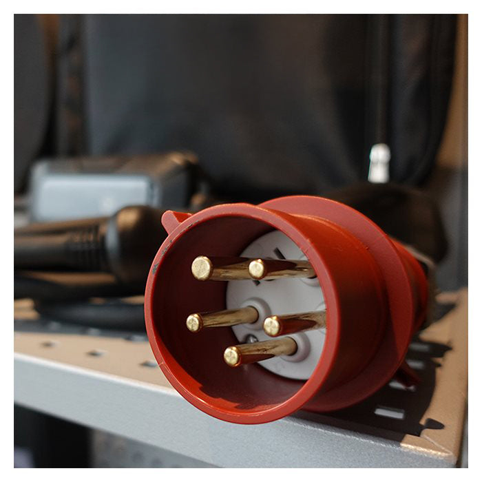 Chargeur mobile pour véhicule électrique Avant 11kW/16A, prise CEE 7M