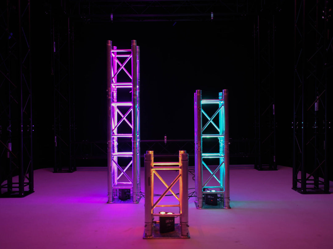 Eurolite LED TL-3 RGB+UV Trusslight