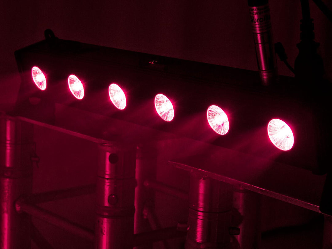 Eurolite BARRES LED-6 QCL RGB+UV Bar