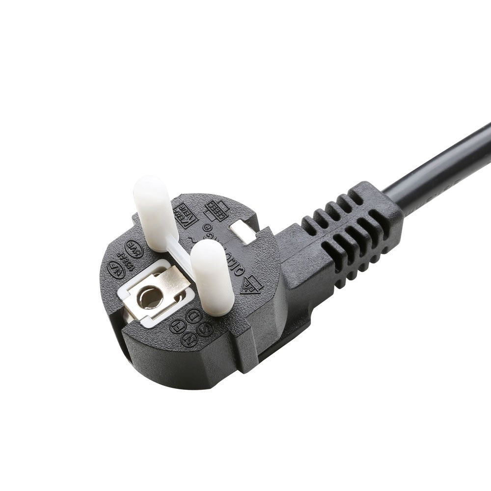 Adam Hall Multiprise électrique (Schuko) (1,4m)