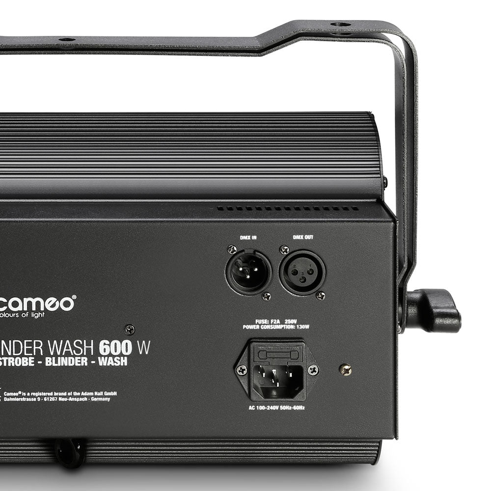 Cameo THUNDER® WASH 600 W - Éclairage 3-en-1 strobe, blinder et wash 648 x 0,2 W lumière blanche