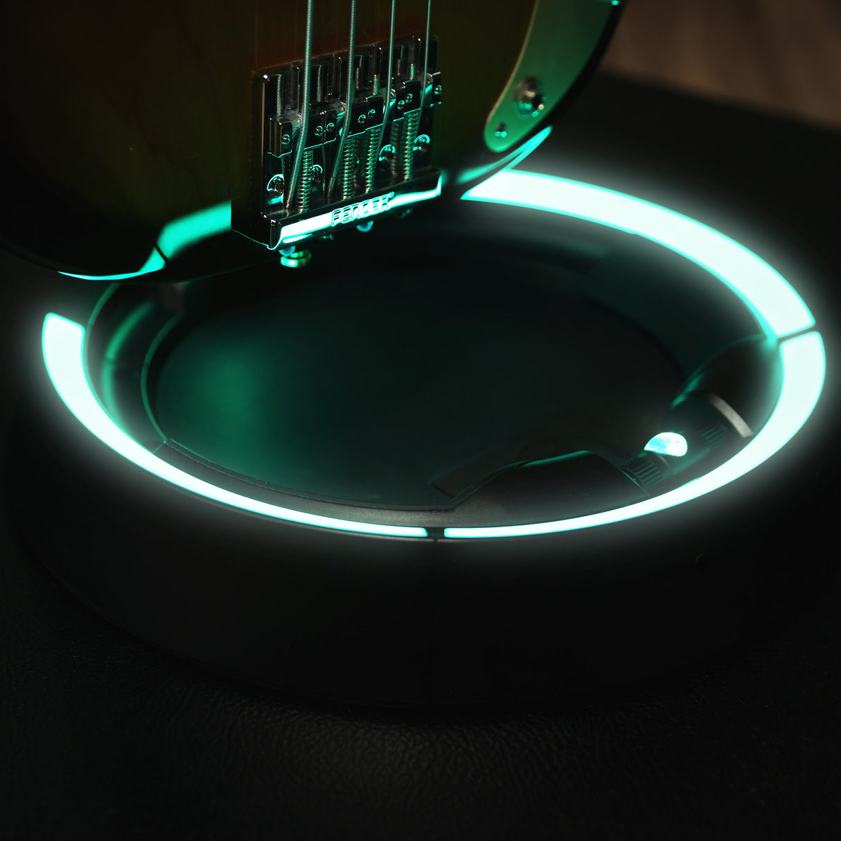 Gravity GS LS 01 NH B - Guitar GLOW-STAND®, Neckhug