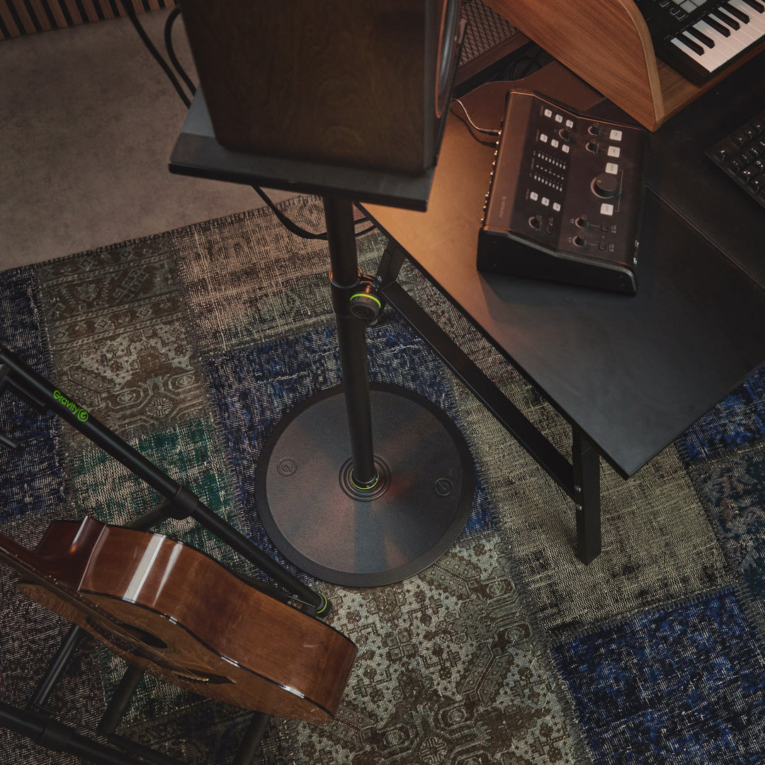 Gravity SP 3202 LR B - Pied pour enceinte de monitoring de studio avec grande base ronde