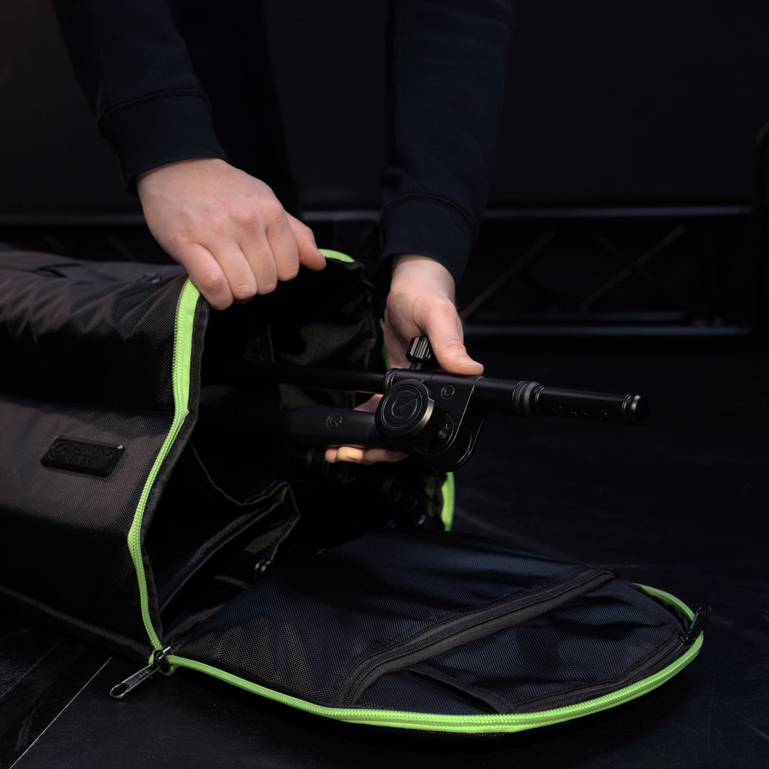 Gravity TBG MS 6 B - Sac de transport Touring pour jusqu'à six stands de microphone, avec roulettes