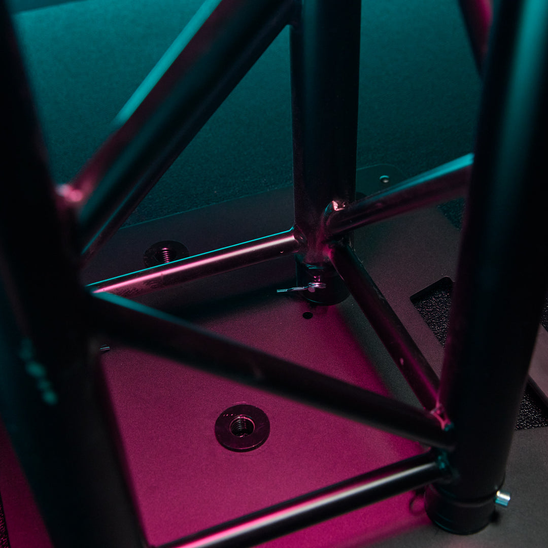 Gravity TWB 431 T B - Base de tournée multifonctionnelle carrée en acier avec possibilité de montage sur structure