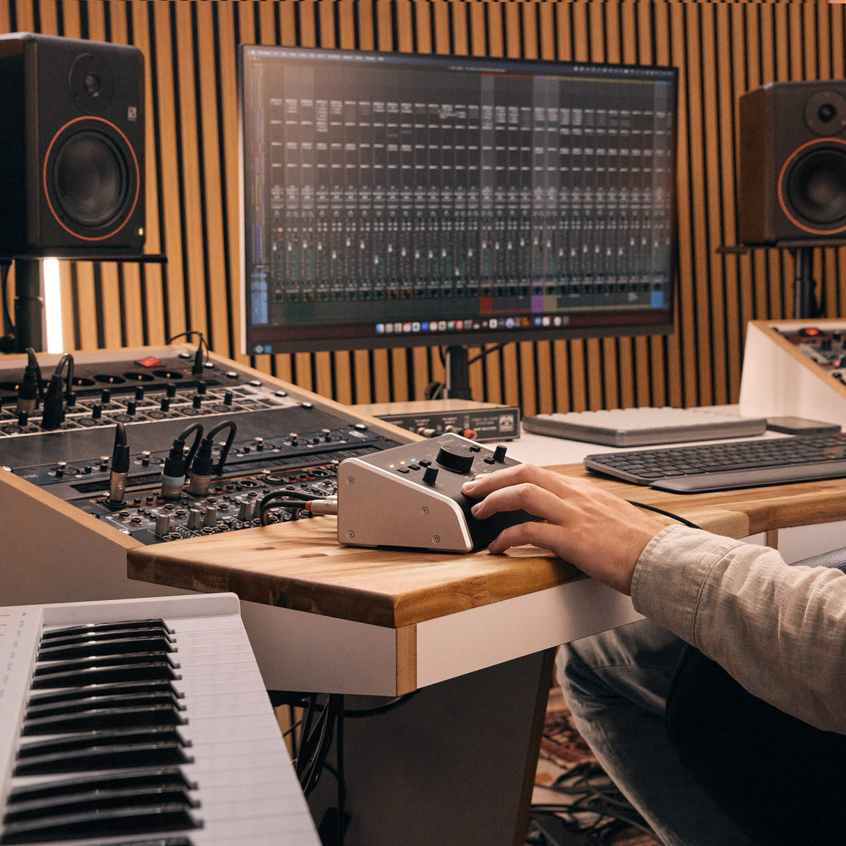 Palmer MONICON L G2 G - Controller de monitoring studio actif / passif