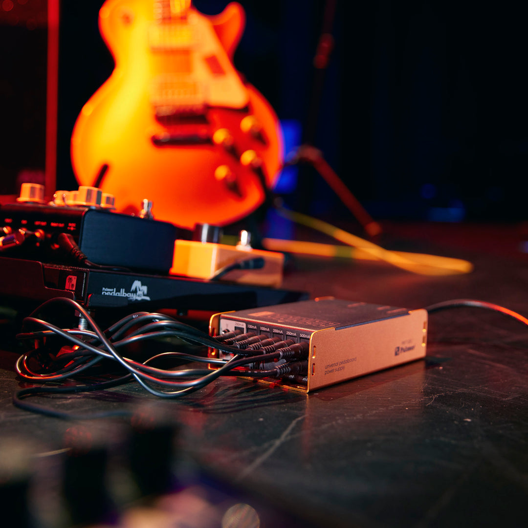 Palmer PWT 12 IEC - Bloc d'alimentation universel pour pedalboard avec USB