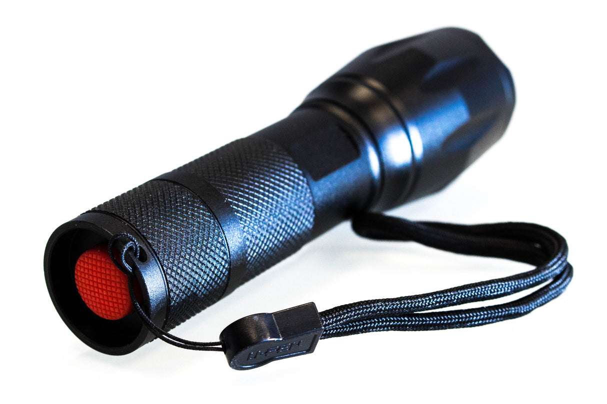 LED flashlight with Zoom