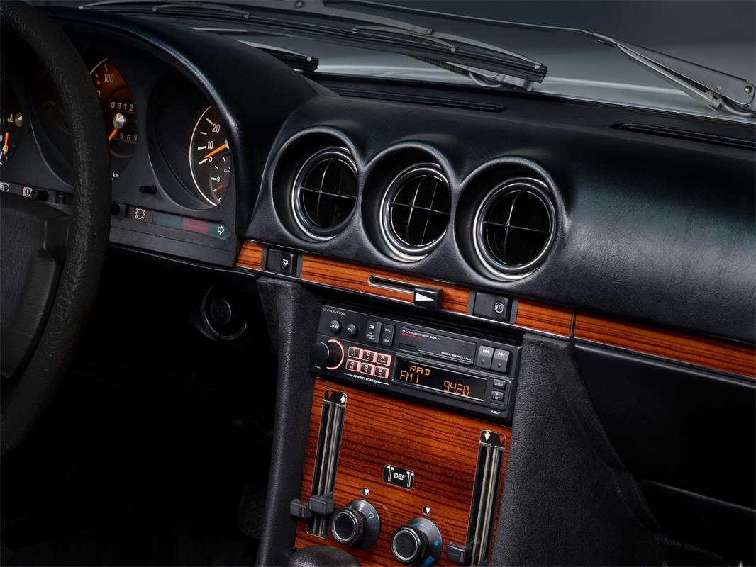 Pioneer SXT-C10PS autoradio rétro avec DAB+ et Bluetooth
