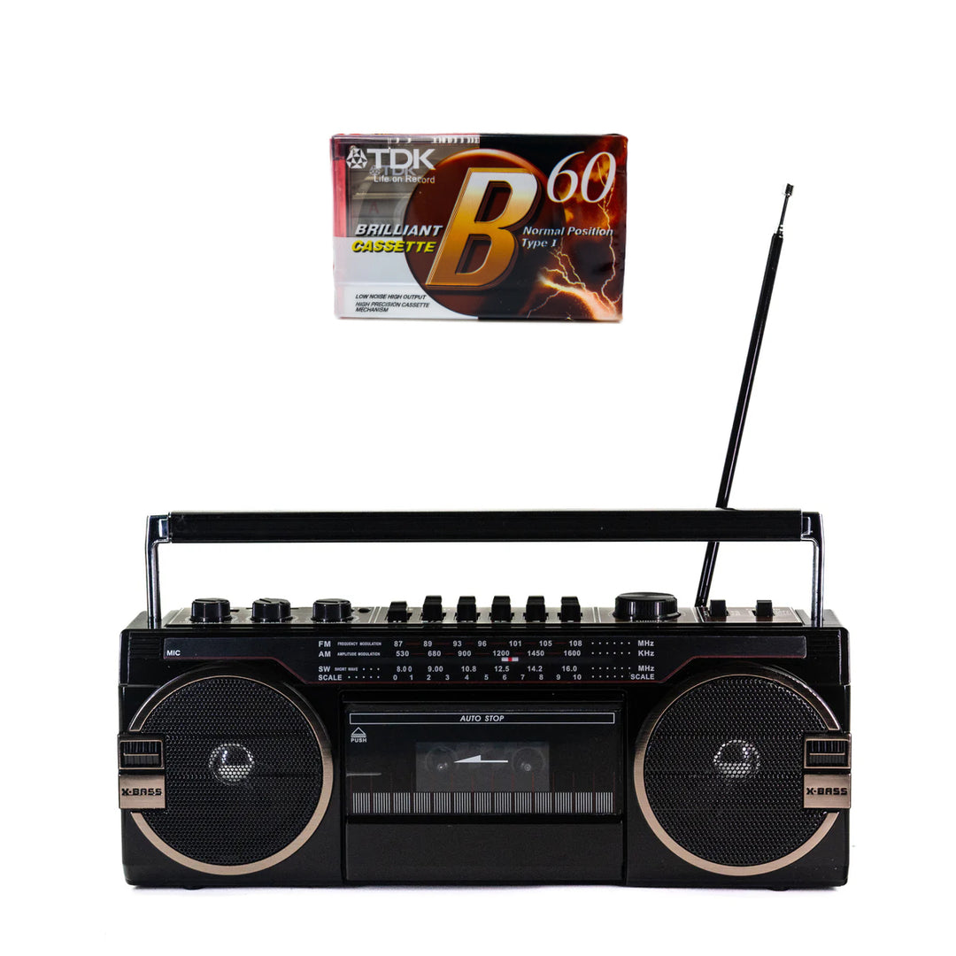 Studio 57 - Lecteur de cassettes avec FM & Bluetooth, Noir + Cassette