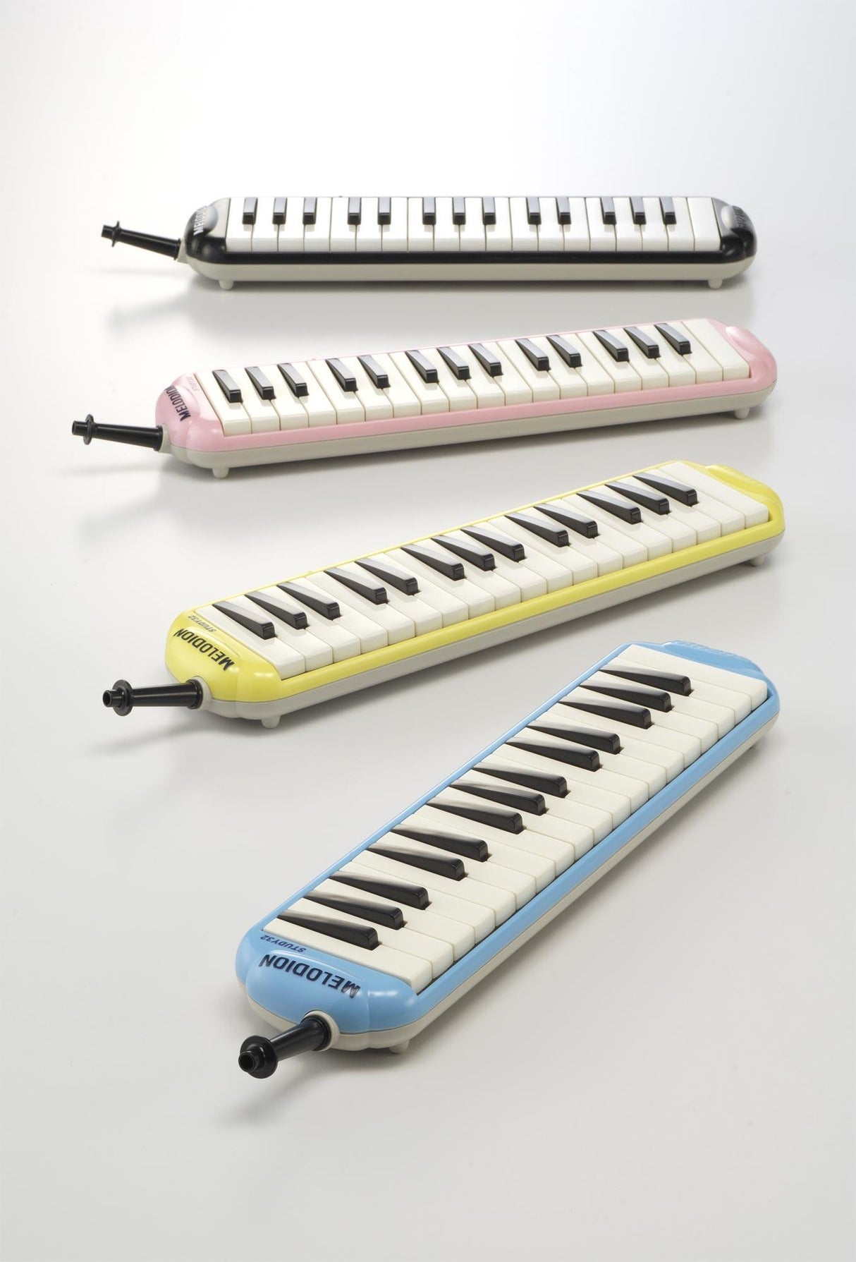 Suzuki Studio Alt Melodica (Black)