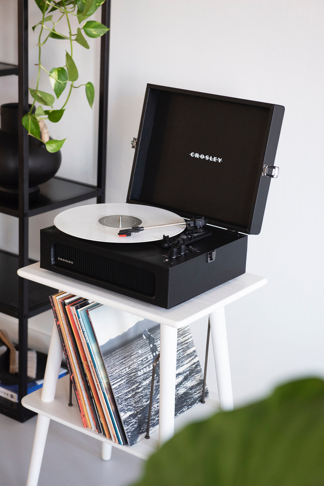 Crosley - Meuble pour tourne-disque Manchester (Blanc)