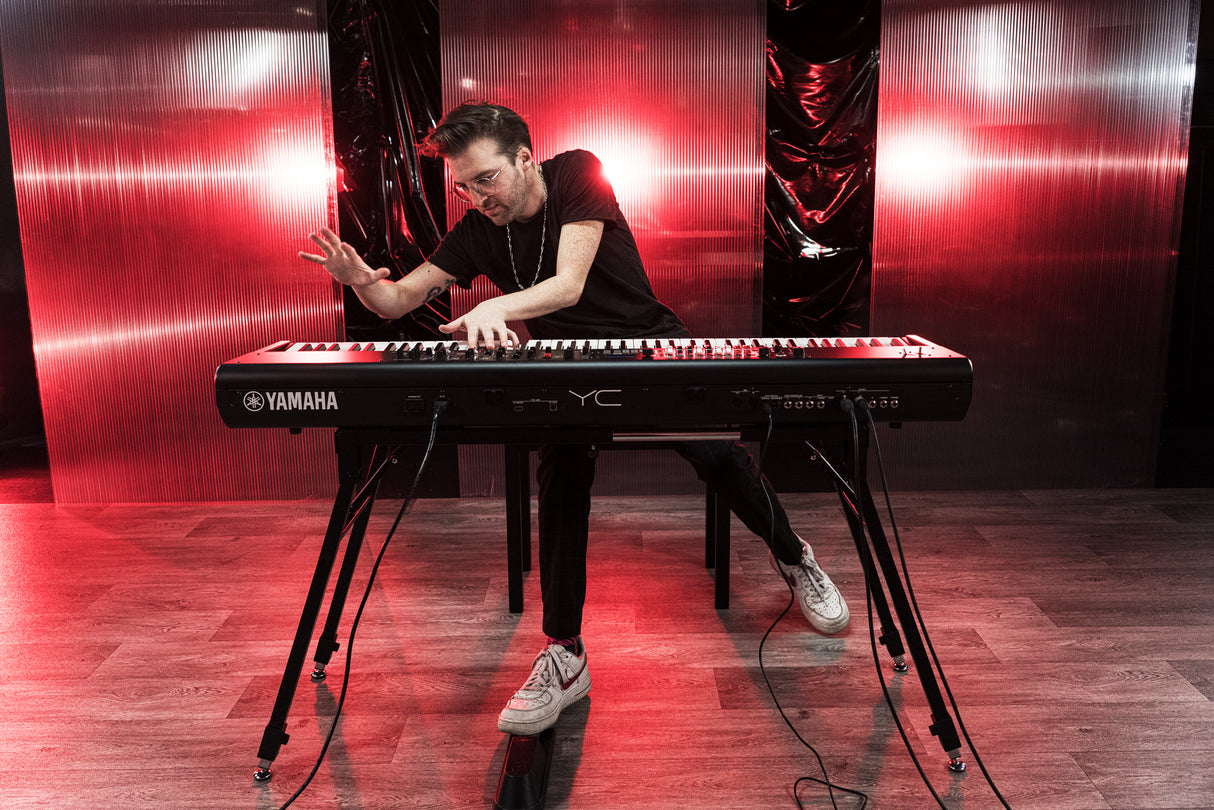 Yamaha YC88 Digital Stage Keyboard (Natural Wood)