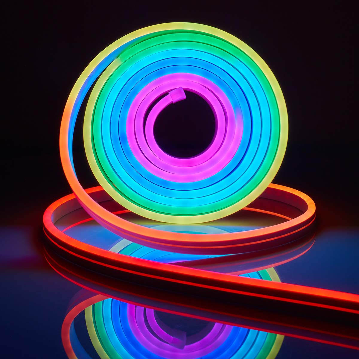 SmartLife LED Strip | Wi-Fi | Multicolour | SMD | 5.00 m | IP65 | 2700 K | 480 lm | Android / IOS