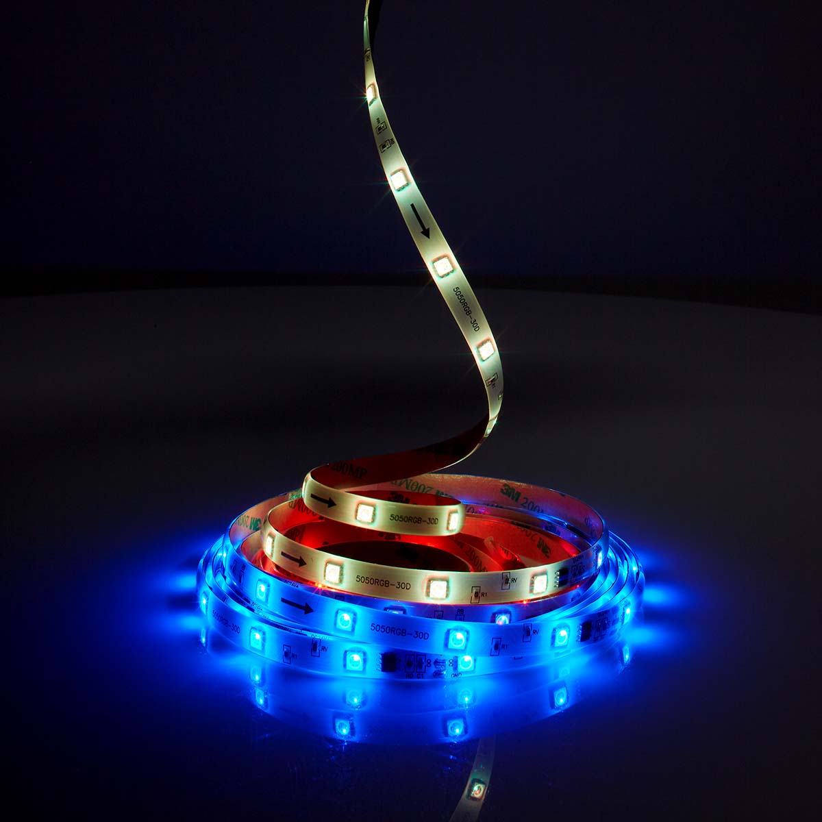 SmartLife LED Tape | Wi-Fi | Multicolour | SMD | 5.00 m | IP65 | 2700 K | 960 lm | Android / IOS