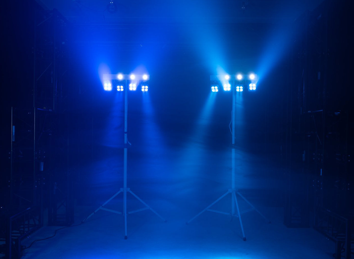 Eurolite LED KLS-180 illuminable