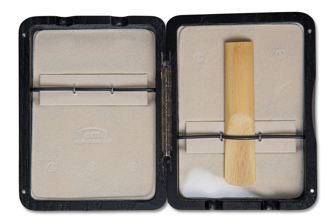 GEWA case pour anche de saxophone ténor 6 anches - Finition laquée Black