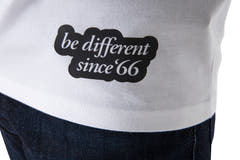 Produits dérivés Ovation BE DIFFERENT LONGSLEEVE M-MD-LS BE - XL