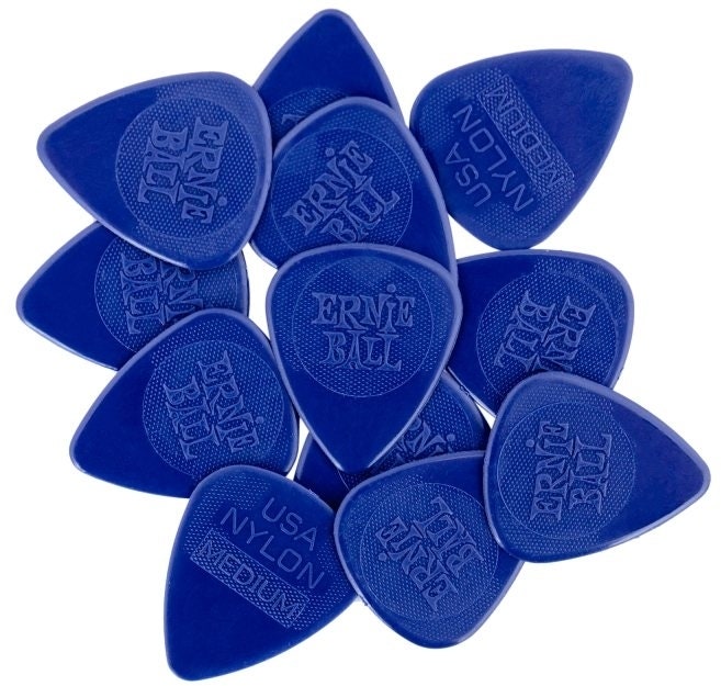 EB-9136 Médiator en nylon moyen (lot de 12)