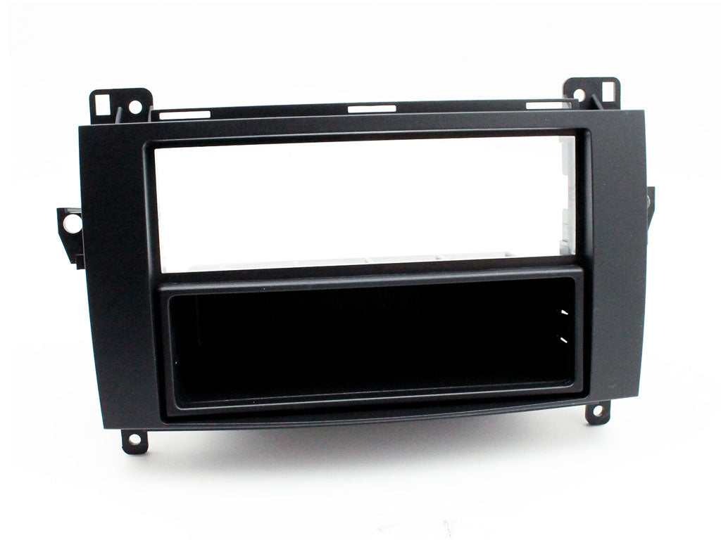 21CT24MB06 Cadre 1-DIN pour Mercedes
