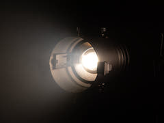 Eurolite LED PAR-64 Lampe COB 3000K Zoom (100W)