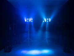 EU Set LED KLS-180 blanc + pieds d’enceinte BS-2 EU blancs