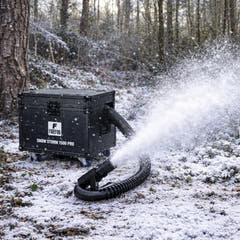 Machines à neige Firefog Snow Storm 1500 Pro de 1500 W dans un flightcase