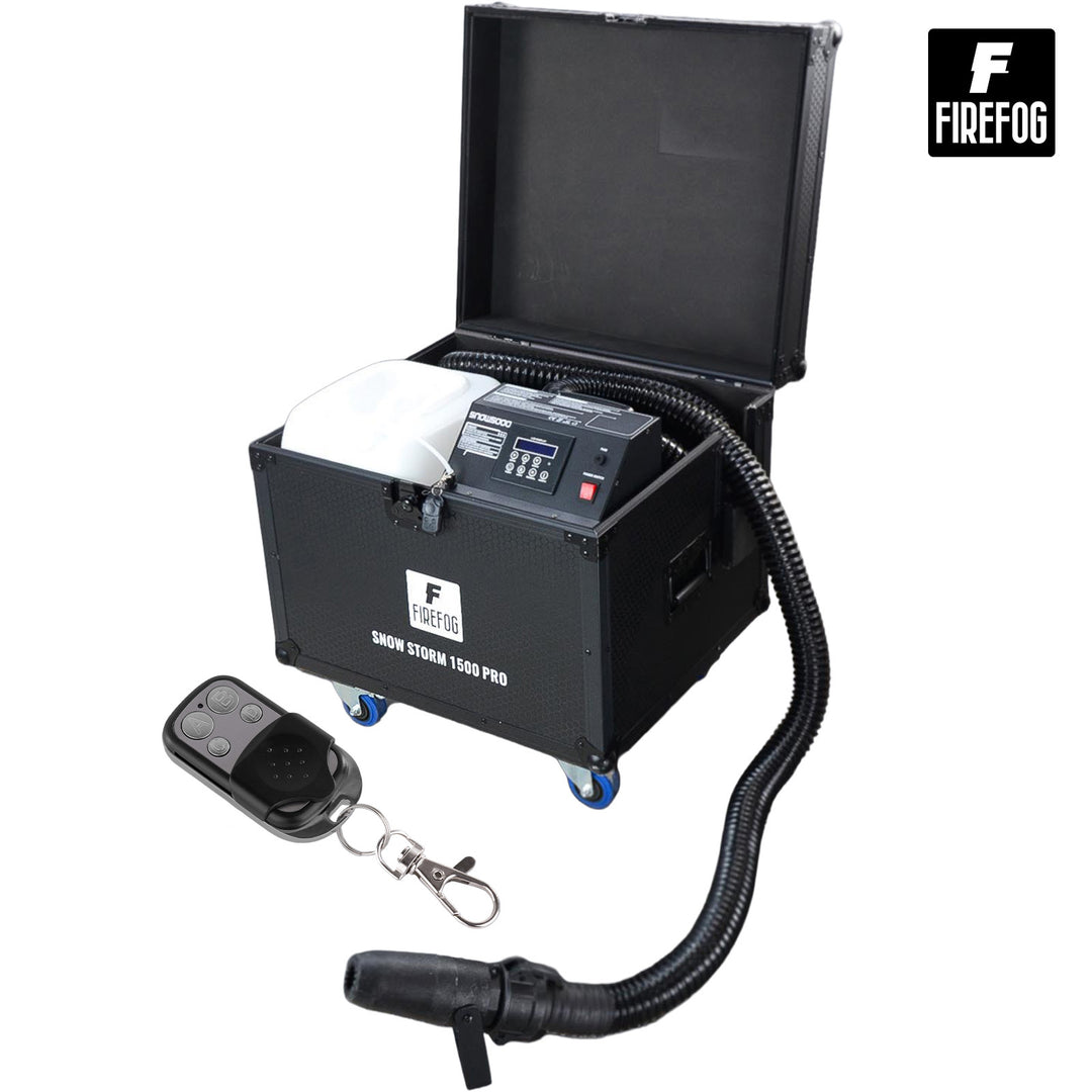 Machines à neige Firefog Snow Storm 1500 Pro de 1500 W dans un flightcase