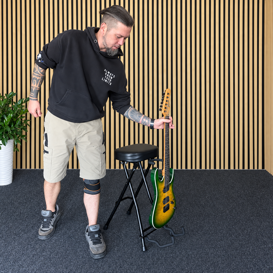 Hardman SB207 repose-pied pour guitare avec repose-pied et support pour guitare.
