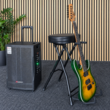 Hardman SB207 repose-pied pour guitare avec repose-pied et support pour guitare.