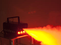 EUROLITE N-11 LED machine à brouillard hybride ambre
