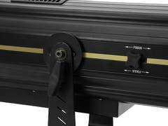 Eurolite LED SL-160 Poursuite 160W