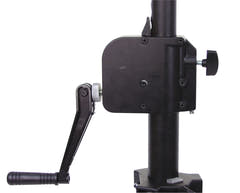 EUROLITE STW-370S pied en acier entraîné par treuil 370cm