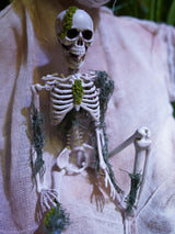 Halloween-skelet med mos, 40 cm