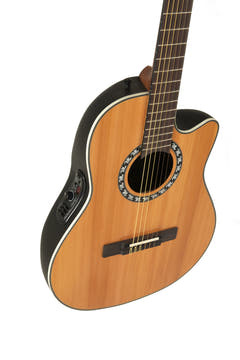 Ovation E-Acoustic guitares classiques Classic Nylon Legend Mid Cutaway - Natural (1773AX-4-G)