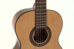 GEWA Classical guitar Pro Arte GC 100 A - taille 7/8