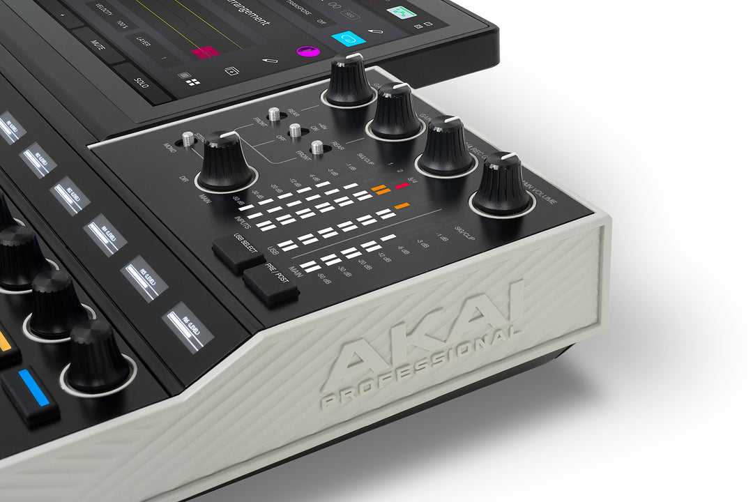 Akai Pro MPC XL – Standalone Production Workstation