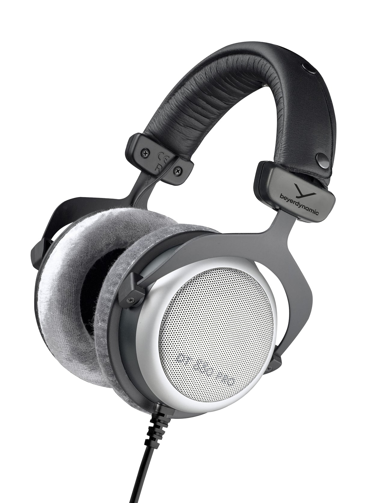 Beyerdynamic DT 880 PRO headphones