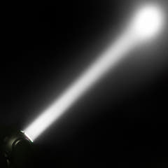 Cameo MOVO BEAM Z100 - Lyre Beam asservie avec rotation infinie, anneau LED et zoom