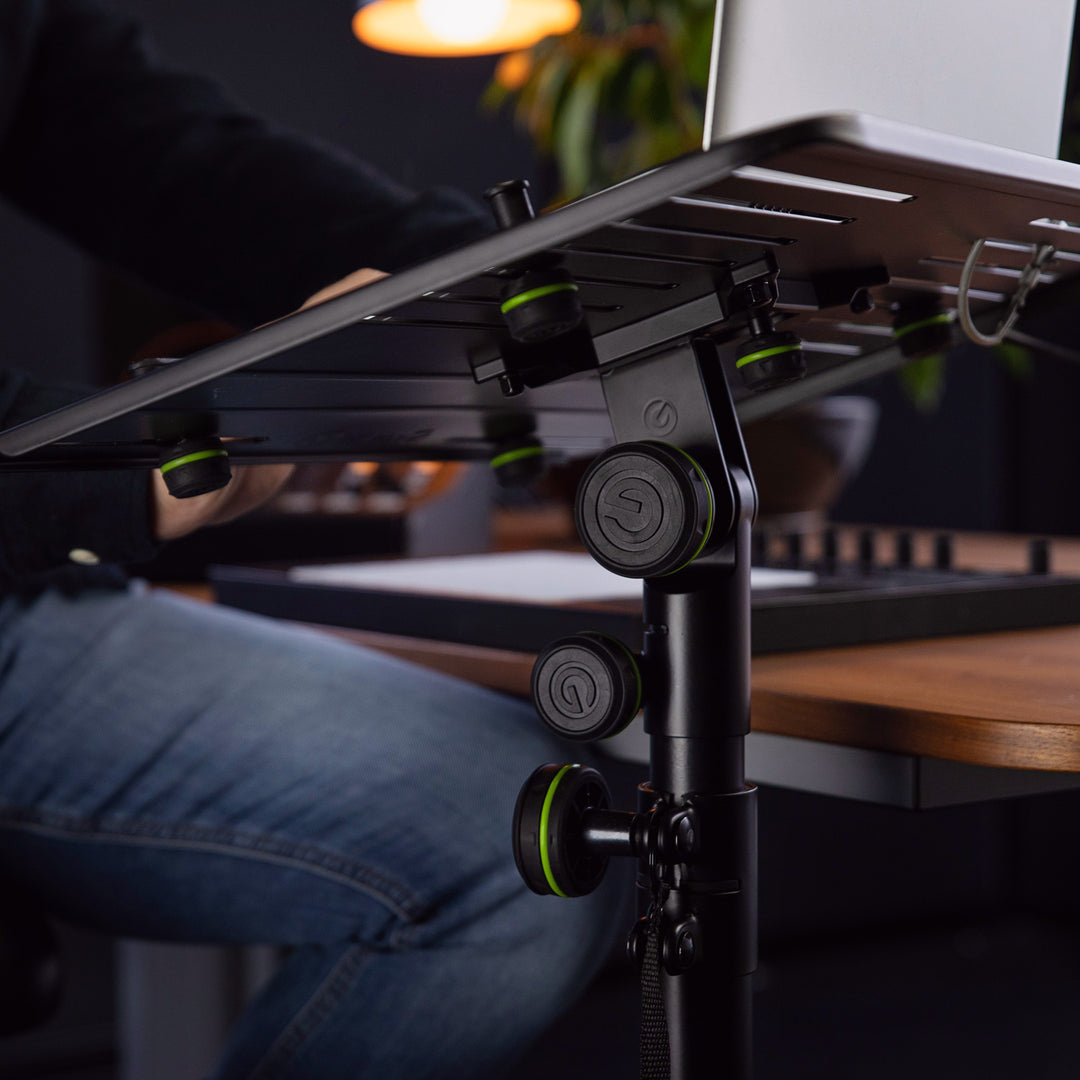 Gravity LTS TRAY 1 - Plateau pour ordinateur portable avec tiges de retenue réglables