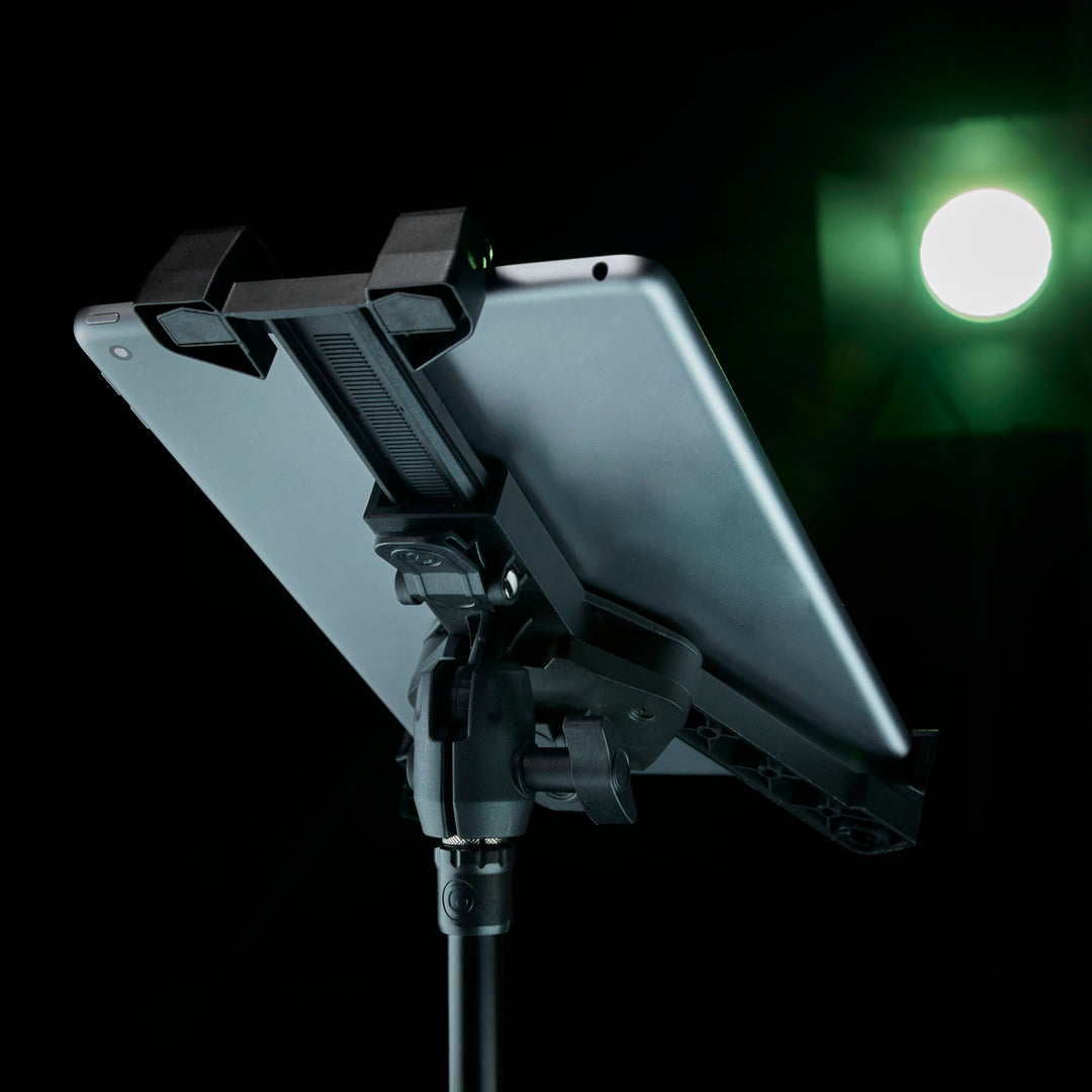 Gravity MA T TH 02 - Support universel pour tablette à monter sur un pied pour voyageurs
