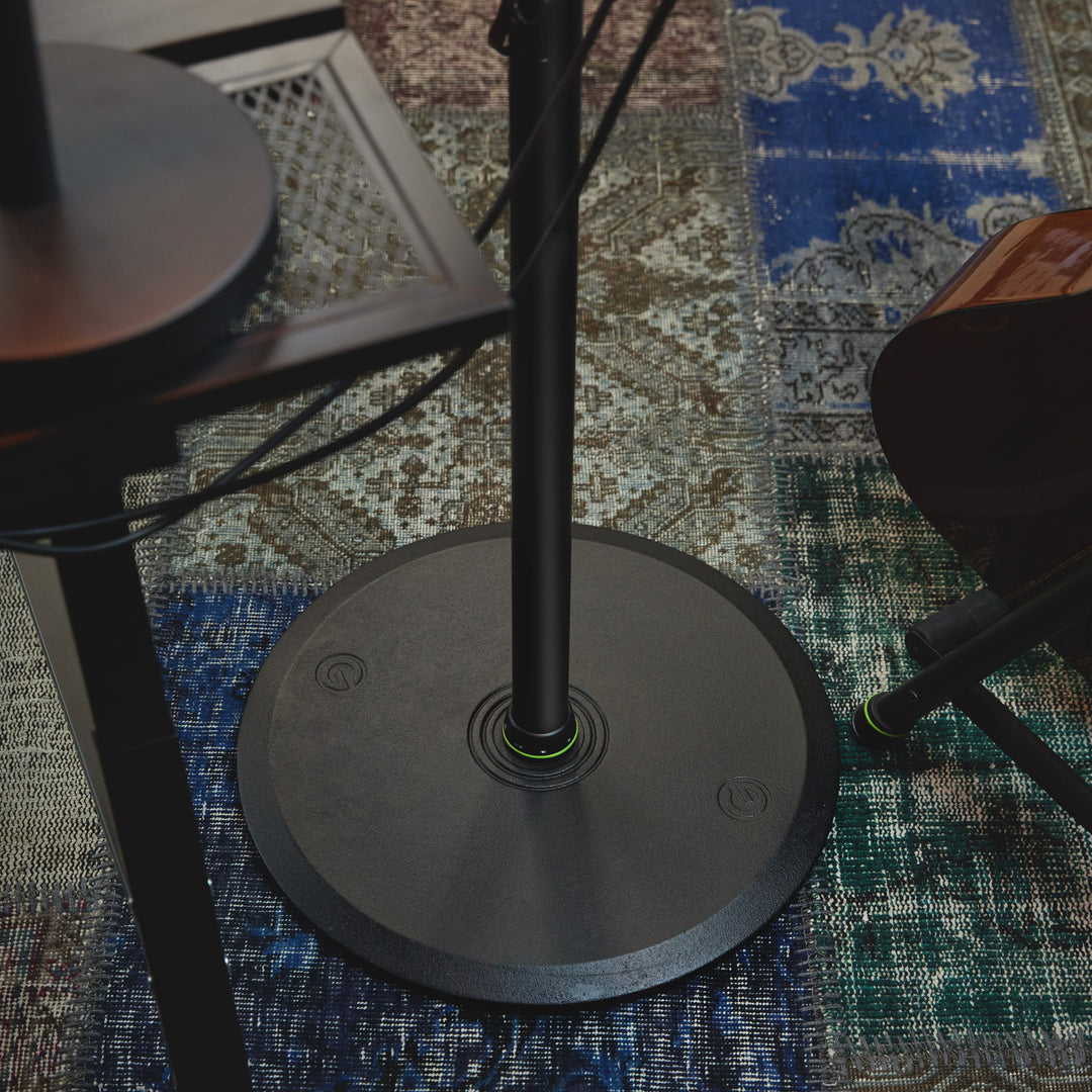 Gravity SP 3202 LR B - Pied pour enceinte de monitoring de studio avec grande base ronde