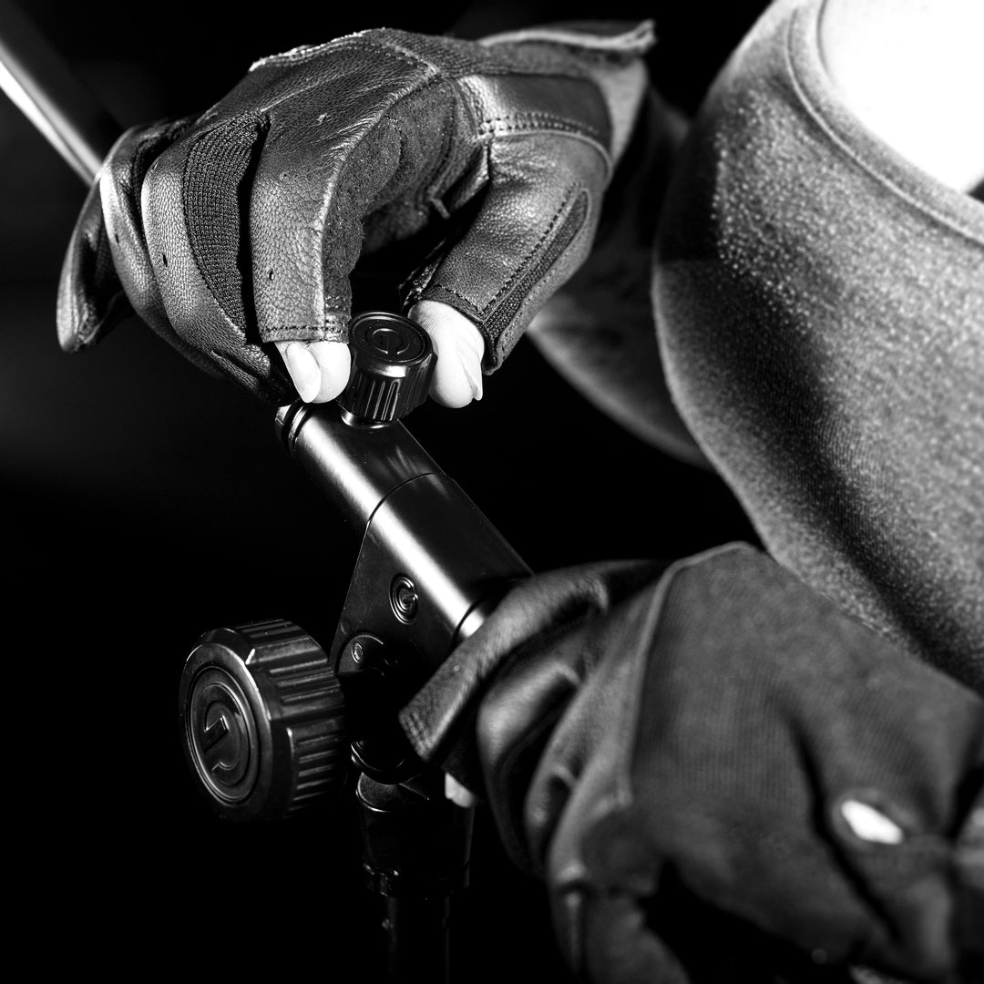 Gravity TMS 4322 B - pied de microphone de tournée avec perche télescopique à réglage en 2 points