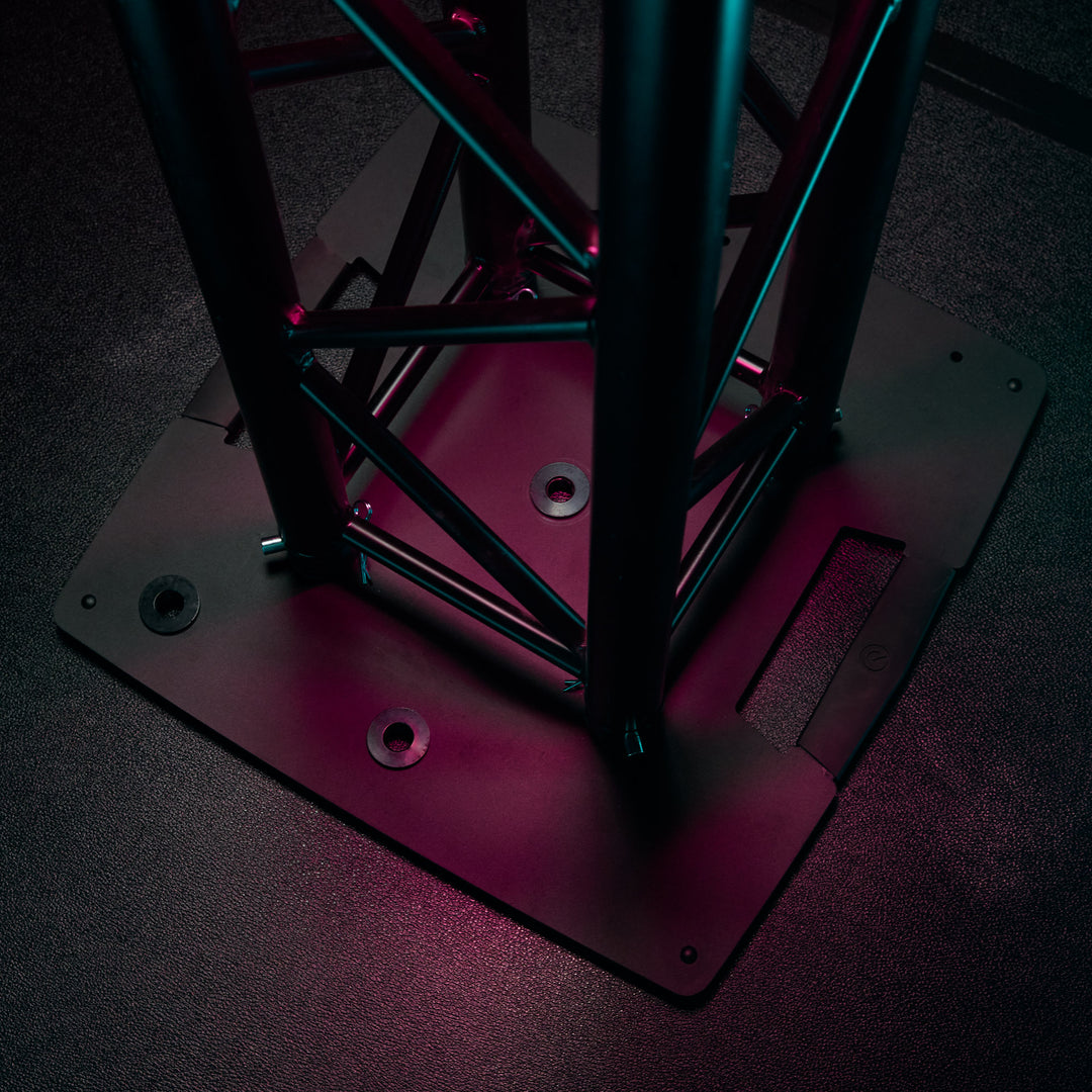 Gravity TWB 431 T B - Base de tournée multifonctionnelle carrée en acier avec possibilité de montage sur structure