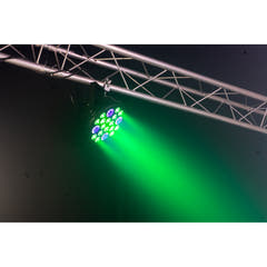 Projecteur PAR Ibiza XL RGBW+UV (16x6 + 4x30W)