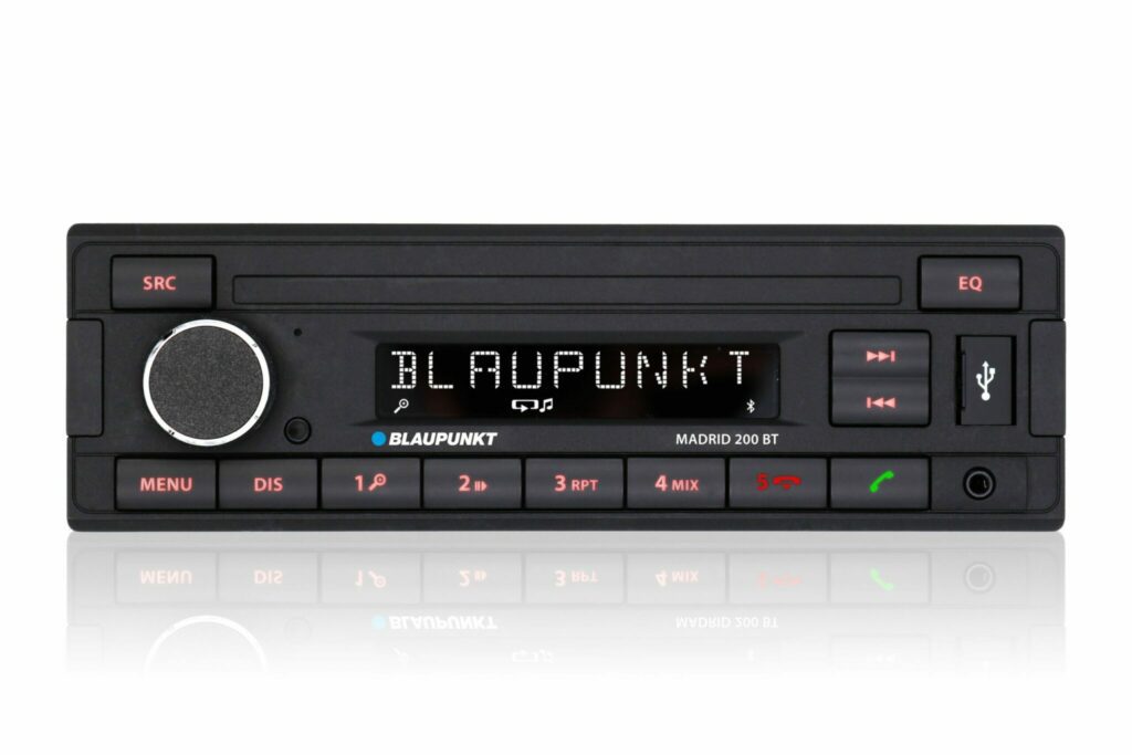 Blaupunkt Madrid 200 BT Autoradio avec Bluetooth