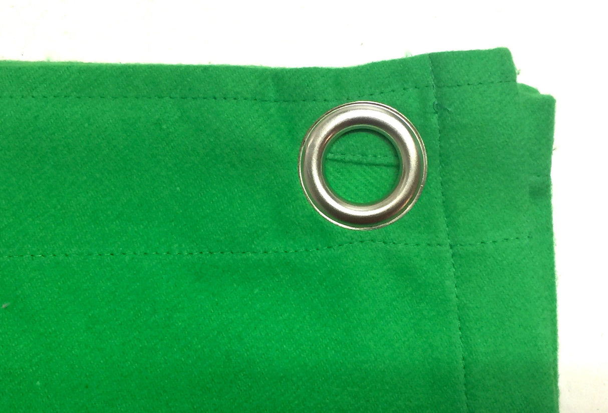 Green Screen Carpet with eyelets (width x height)