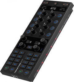 Native Instruments Traktor X1 MK3 Contrôleur DJ modulaire