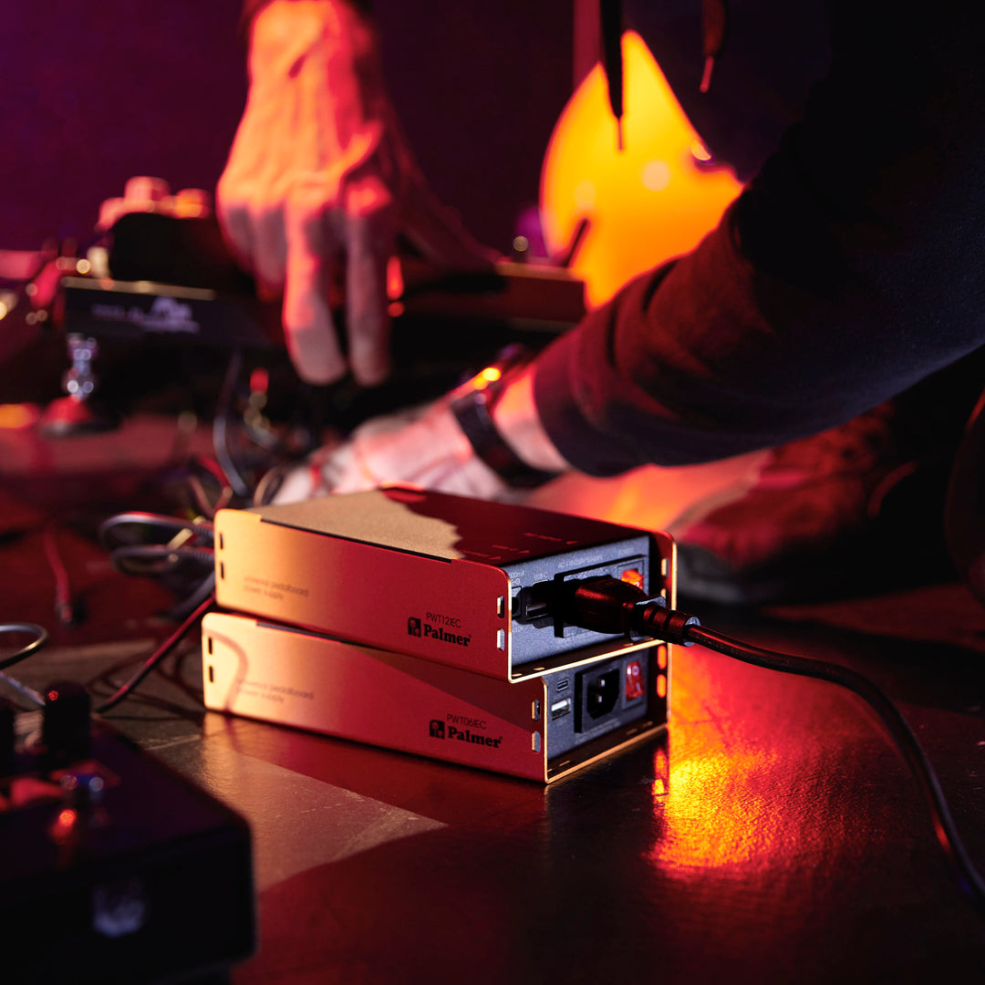 Palmer PWT 06 IEC - Bloc d'alimentation universel pour pedalboard avec USB